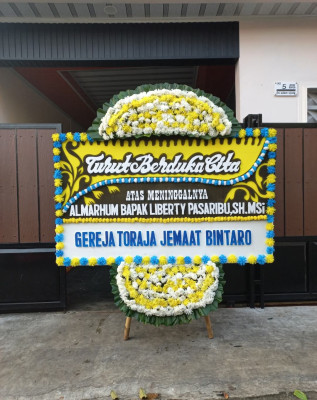 Papan Bunga Duka di Siantar Utara